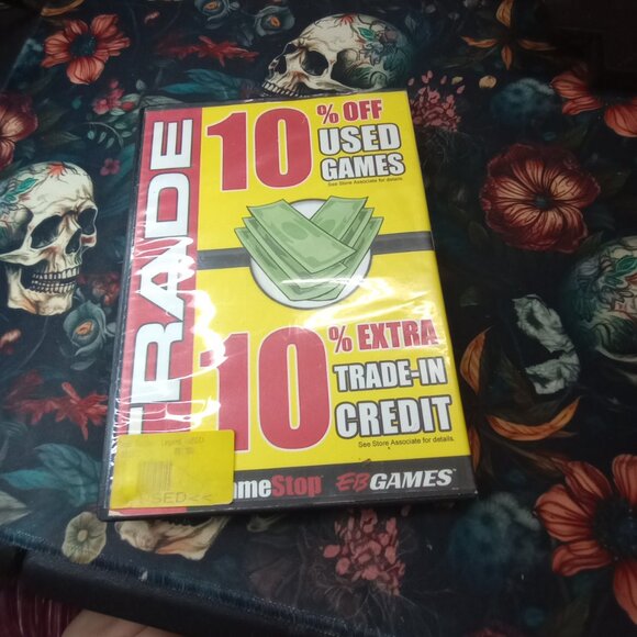 Tomb Raider:Legend for Xbox Disc Only in Generic Case Lara Croft Classic - Picture 5 of 6